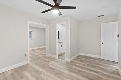 10314 N Oakleaf Avenue Tampa FL 33612