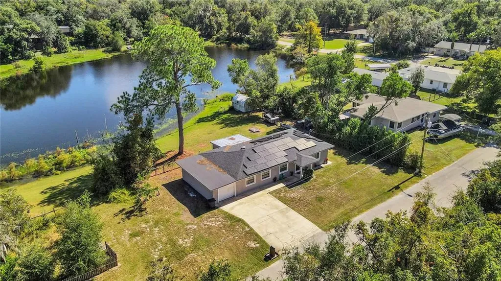 51 Spruce Lane Debary FL 32713