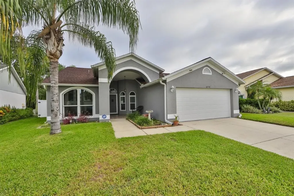 8776 Huntfield Street Tampa FL 33635
