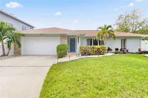 14252 Puffin Court Clearwater FL 33762