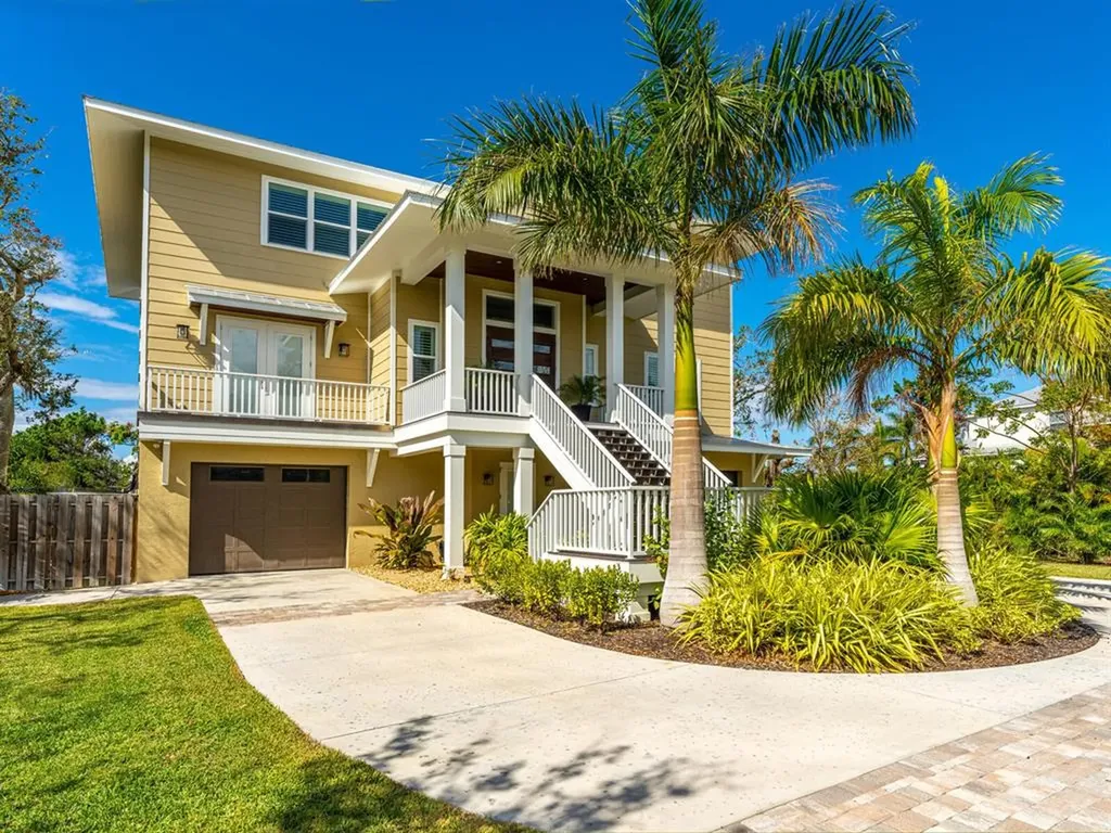 3726 Flamingo Avenue Sarasota FL 34242