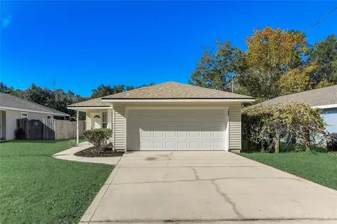 1226 Green Cove Avenue Green Cove Springs FL 32043