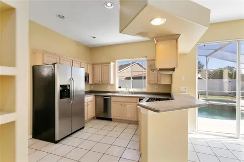 6627 Mangrove Chase Avenue Orlando FL 32809