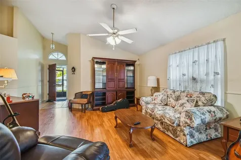 1180 Whispering Winds Court Apopka FL 32703