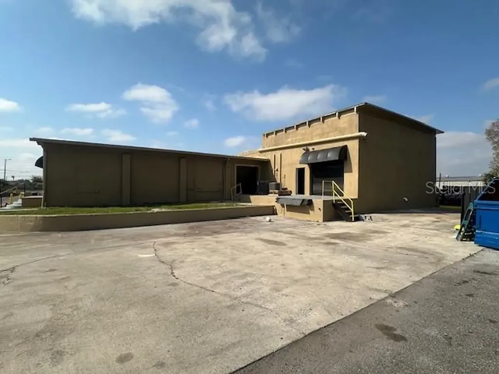 1011 W Lancaster Road Orlando FL 32809