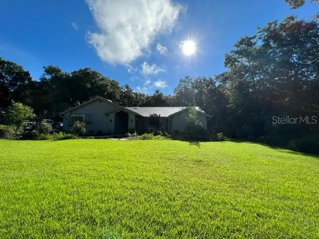 833 NW 45th Terrace Gainesville FL 32605