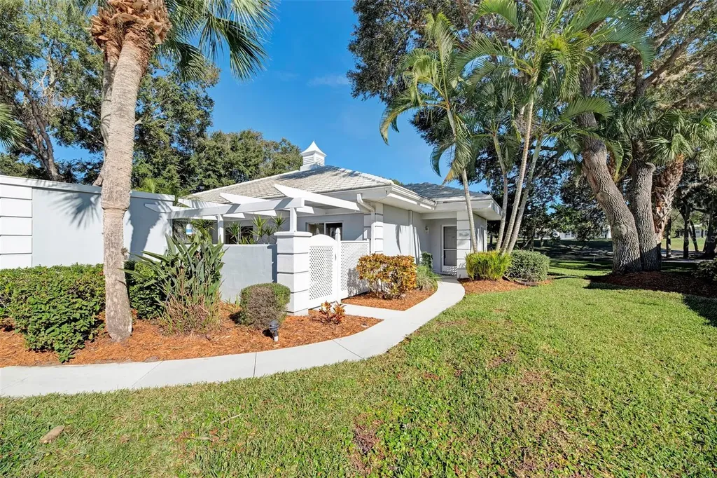 216 Cerromar Way S Venice FL 34293