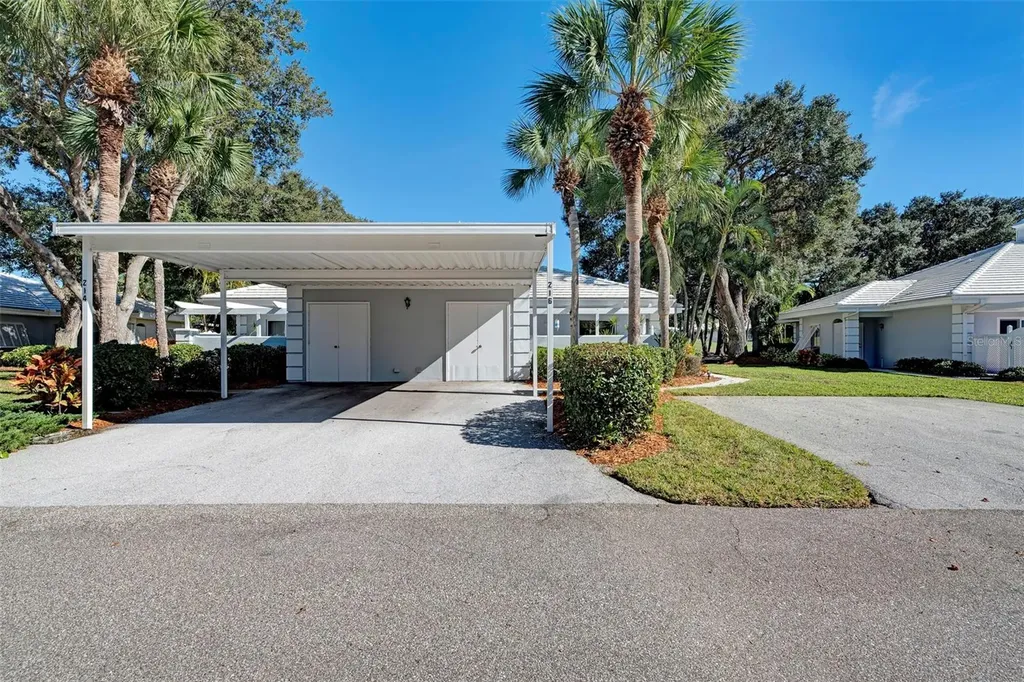 216 Cerromar Way S Venice FL 34293