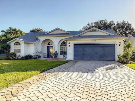 4425 Water Oak Bend Leesburg FL 34748