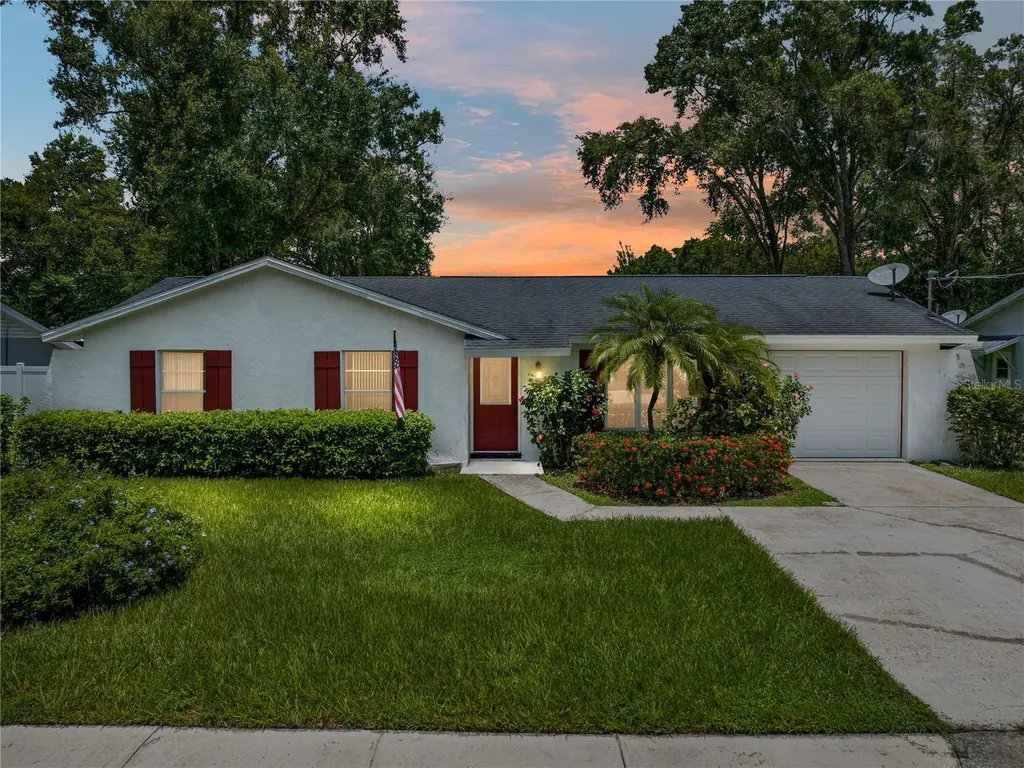 904 Monroe Street Plant City FL 33563