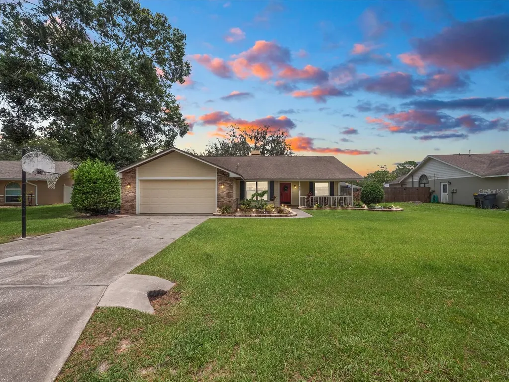 8401 Maid Marions Trail Lakeland FL 33809
