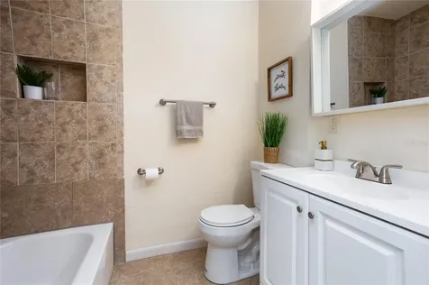 912 NW 36th Drive Gainesville FL 32605
