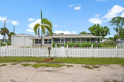 6990 School Lane Fort Myers FL 33905