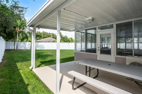 8803 Sea Island Way Tampa FL 33635