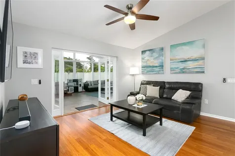 8803 Sea Island Way Tampa FL 33635