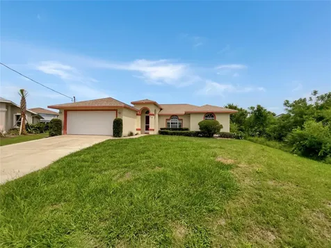 25 Mahoe Drive N Palm Coast FL 32137