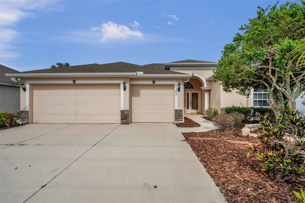 9343 Raes Creek Place Palmetto FL 34221
