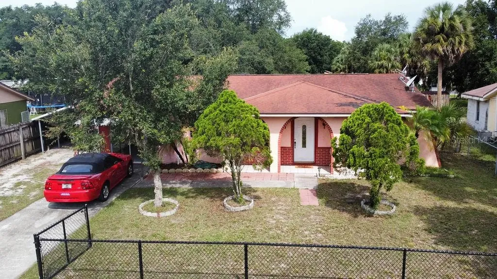 1814 Green Ridge Road Tampa FL 33619