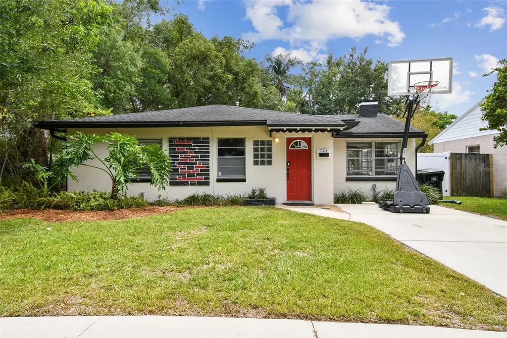 724 Bryn Mawr Street Orlando FL 32804