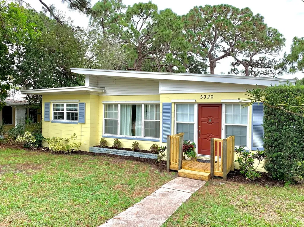 5920 17th Avenue S Gulfport FL 33707