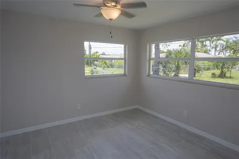 4911 Edith Esplanade Cape Coral FL 33904