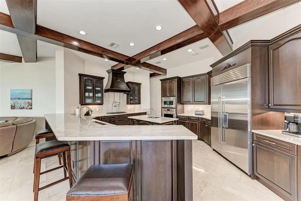 14 N Washington Drive Sarasota FL 34236