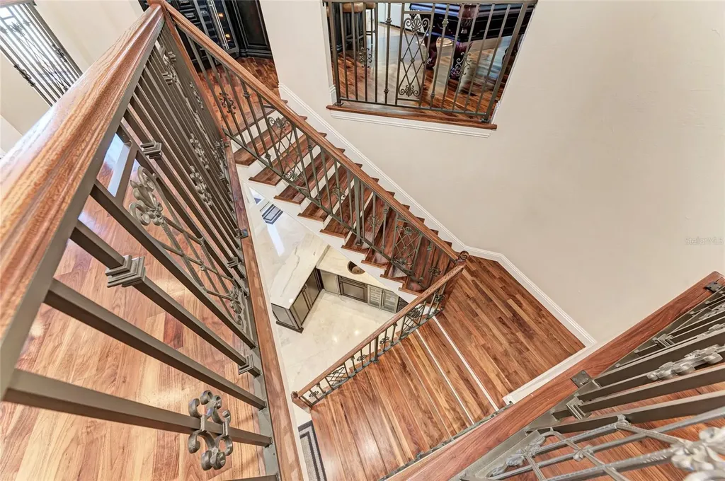 14 N Washington Drive Sarasota FL 34236