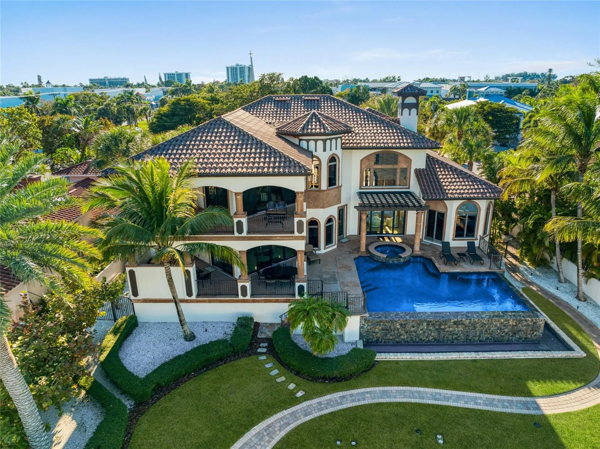 14 N Washington Drive Sarasota FL 34236