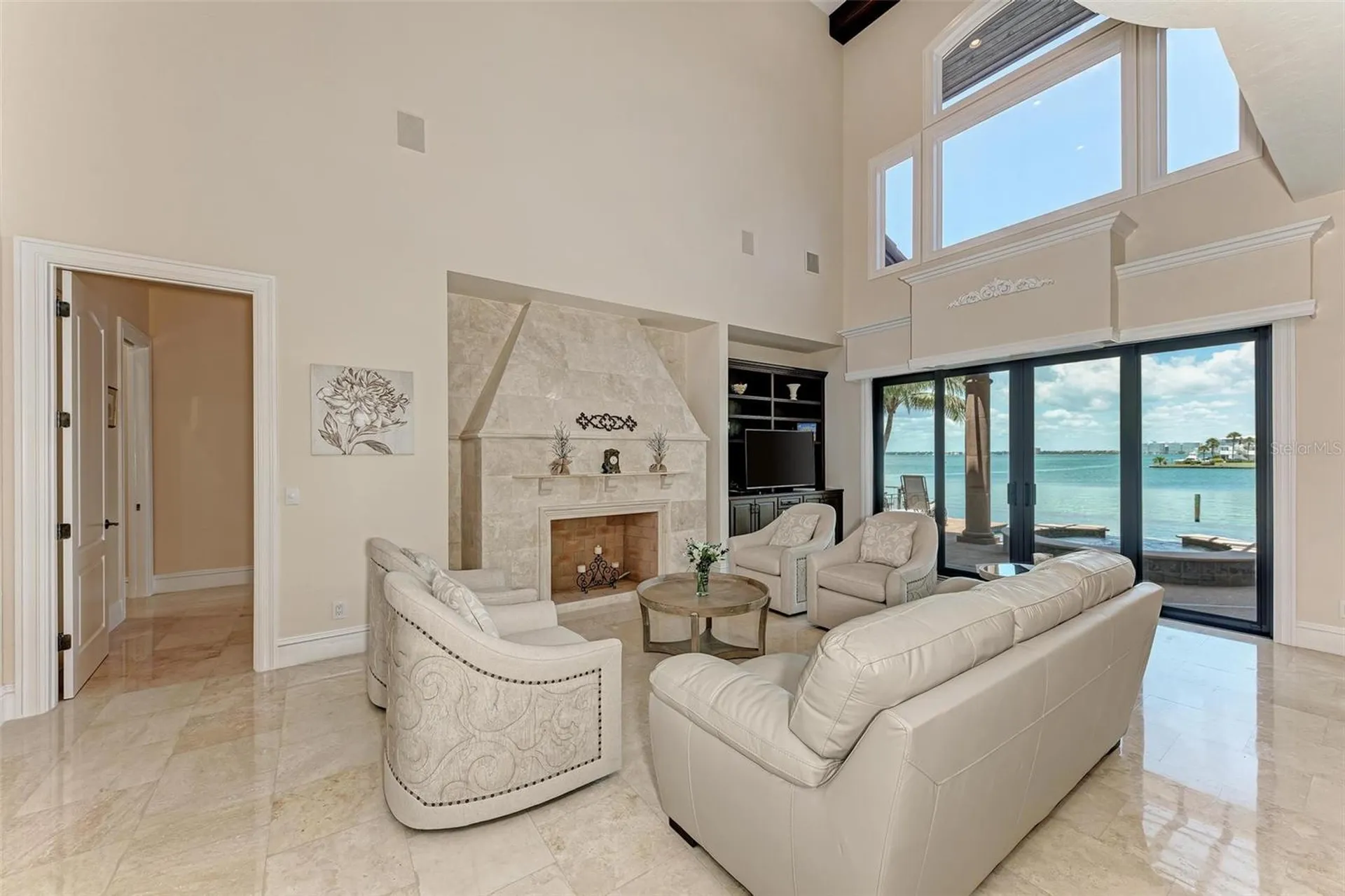 14 N Washington Drive Sarasota FL 34236