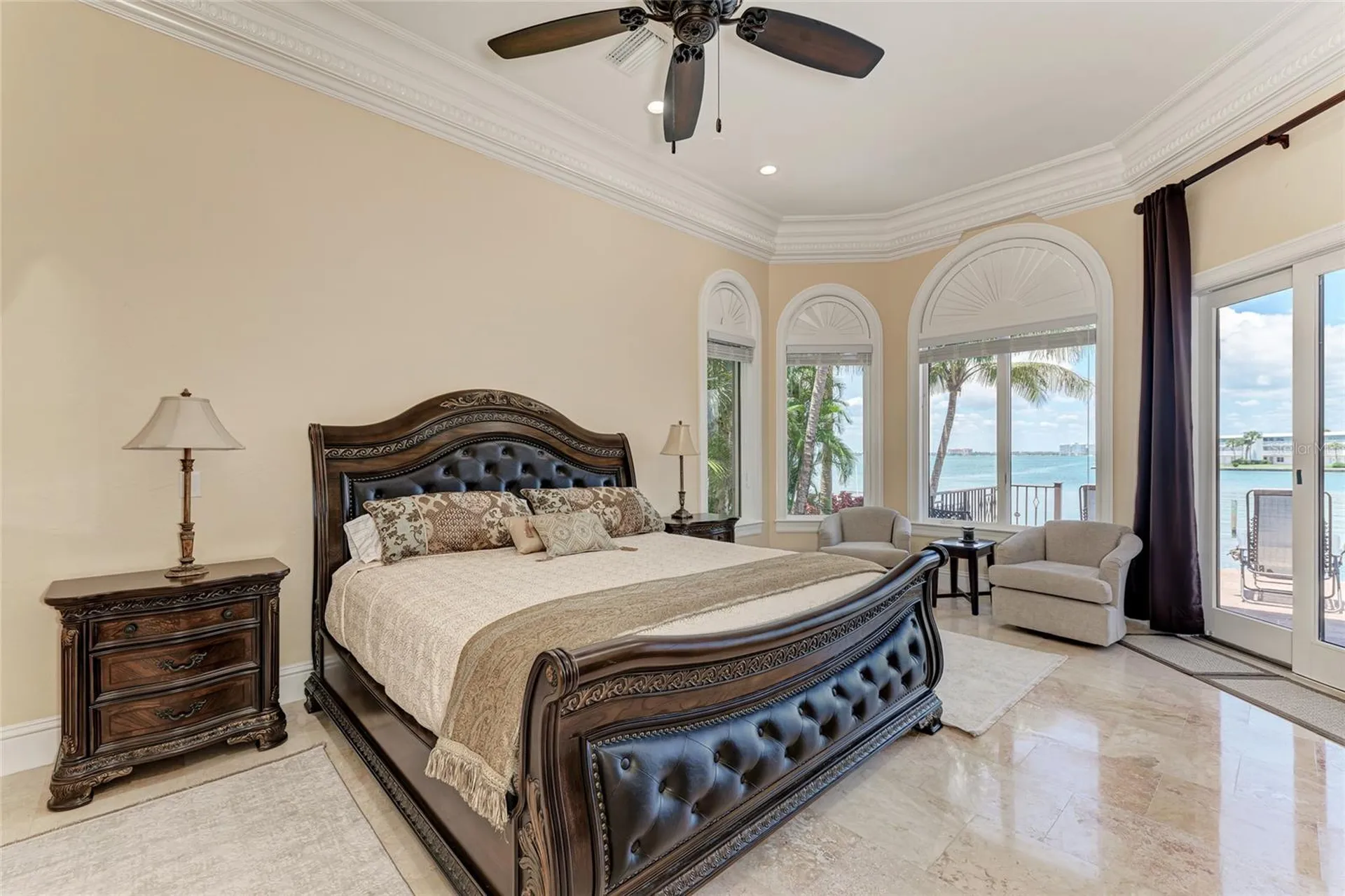 14 N Washington Drive Sarasota FL 34236