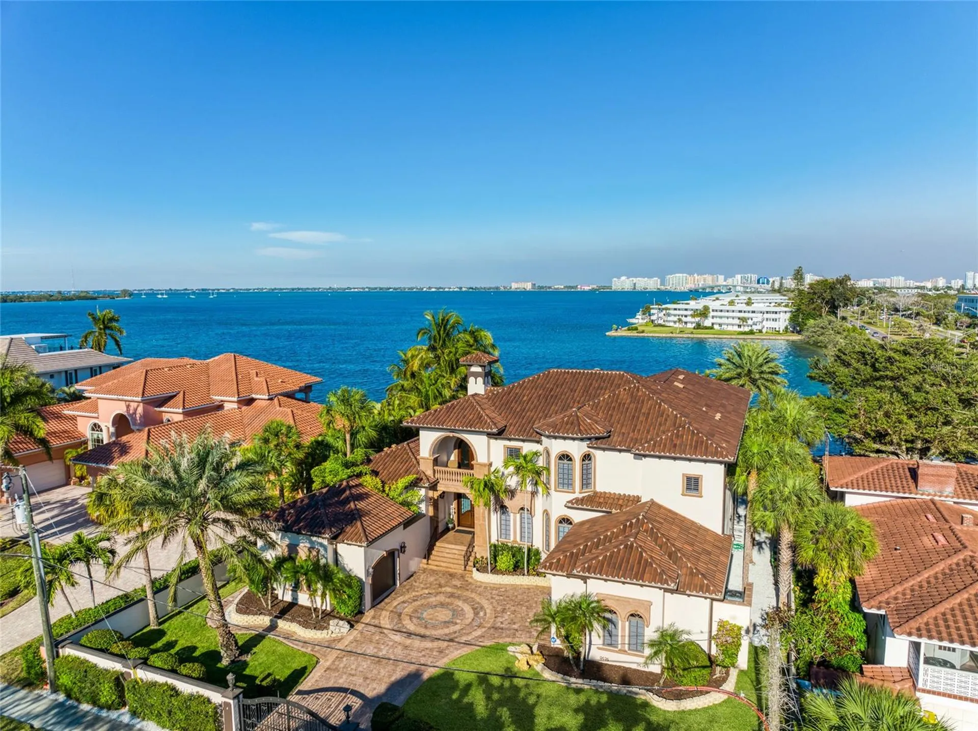 14 N Washington Drive Sarasota FL 34236