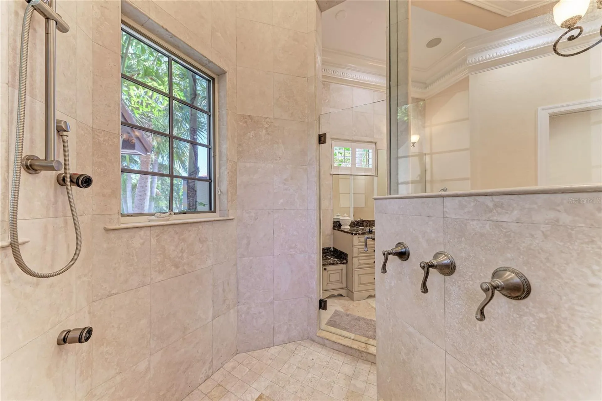14 N Washington Drive Sarasota FL 34236