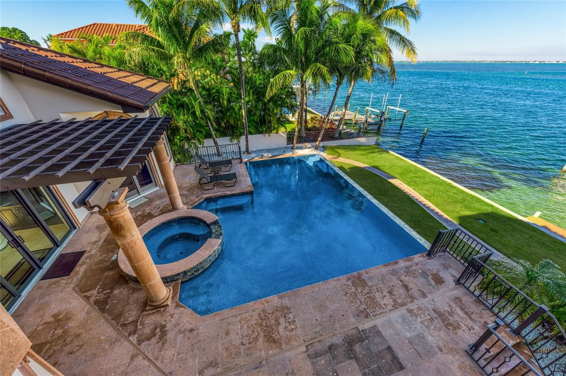 14 N Washington Drive Sarasota FL 34236
