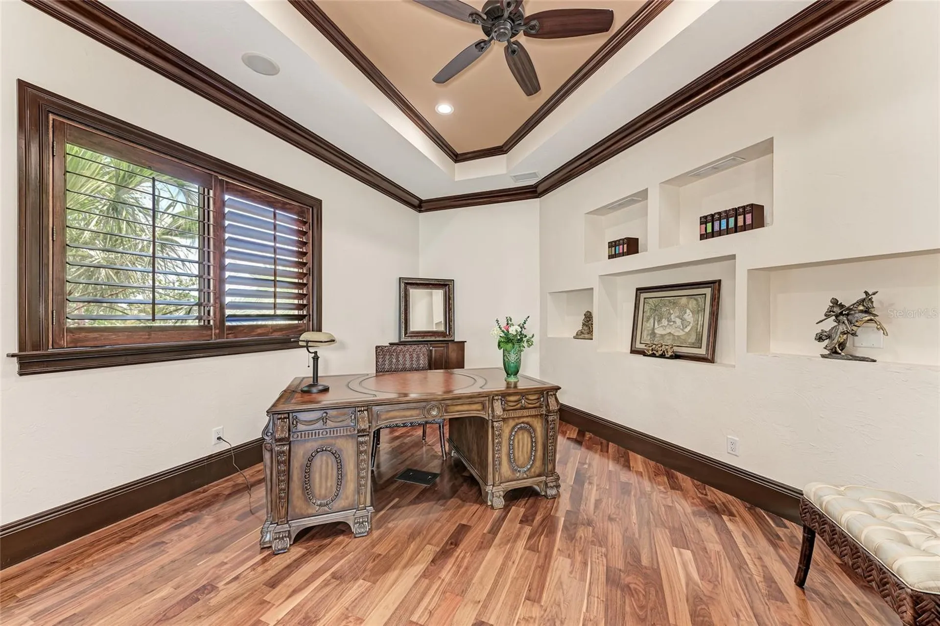 14 N Washington Drive Sarasota FL 34236