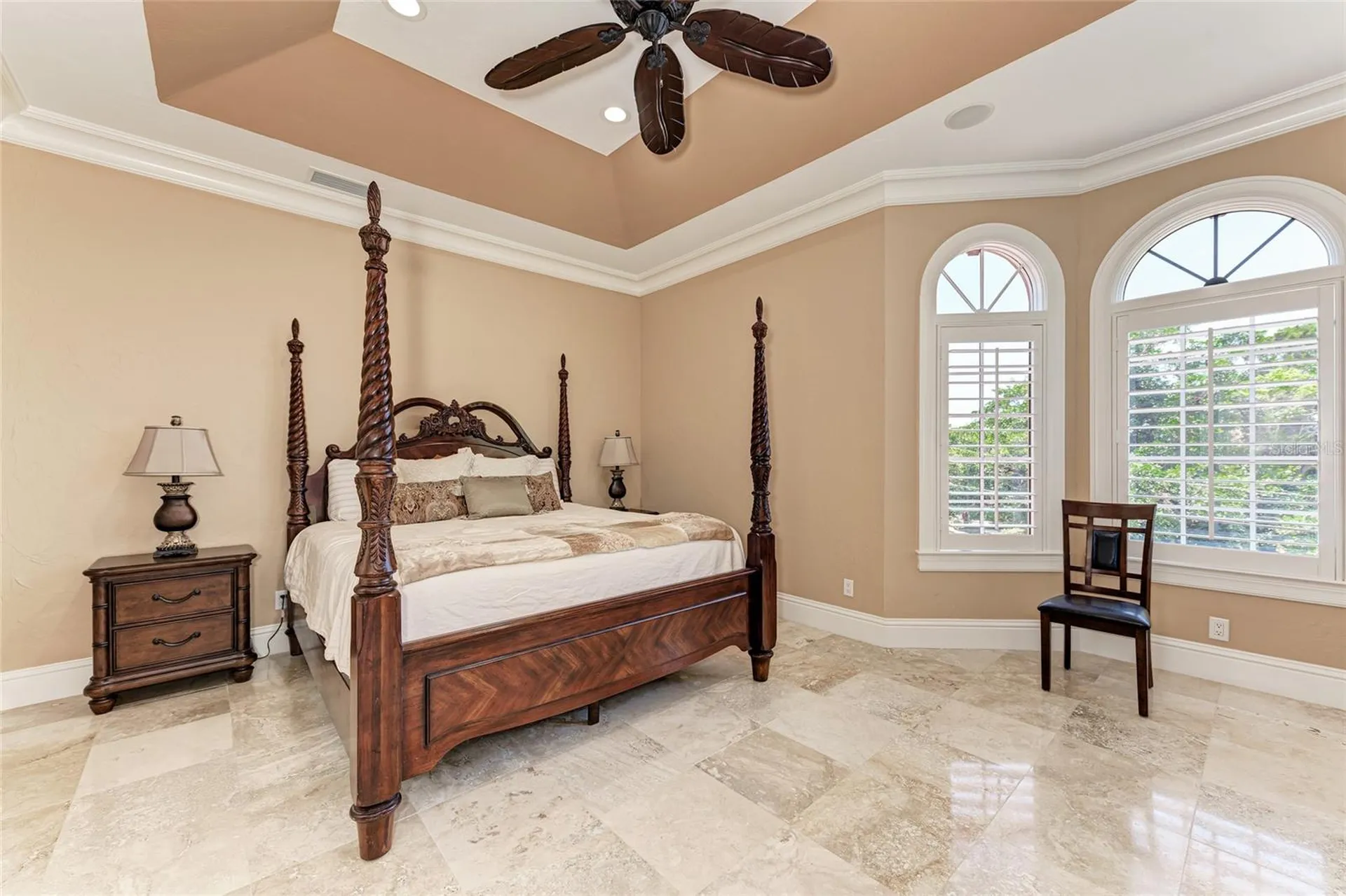 14 N Washington Drive Sarasota FL 34236