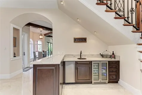 14 N Washington Drive Sarasota FL 34236