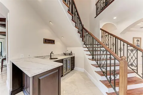 14 N Washington Drive Sarasota FL 34236