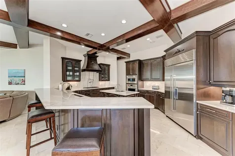 14 N Washington Drive Sarasota FL 34236