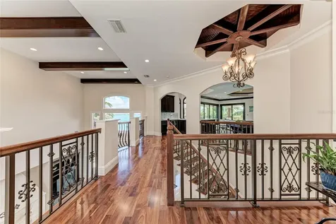 14 N Washington Drive Sarasota FL 34236