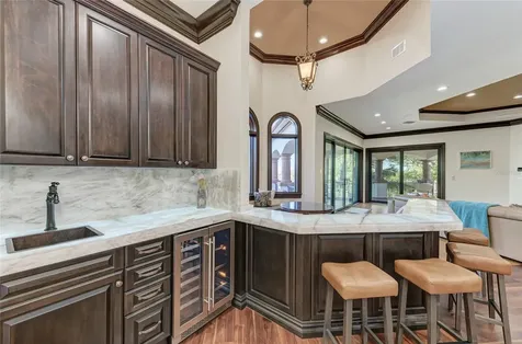 14 N Washington Drive Sarasota FL 34236