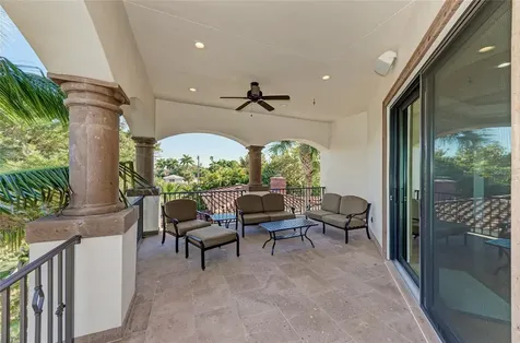 14 N Washington Drive Sarasota FL 34236