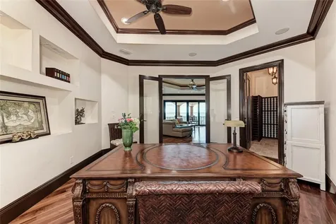 14 N Washington Drive Sarasota FL 34236