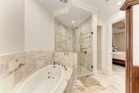 14 N Washington Drive Sarasota FL 34236