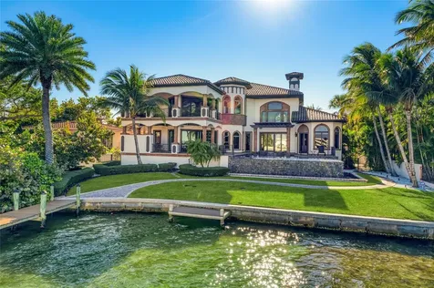14 N Washington Drive Sarasota FL 34236