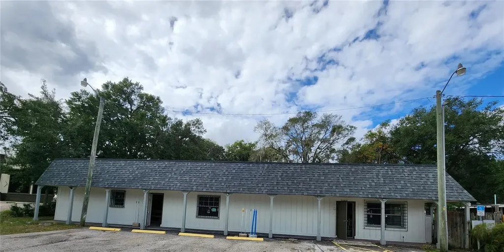 21800 Us Highway 441 Mount Dora FL 32757