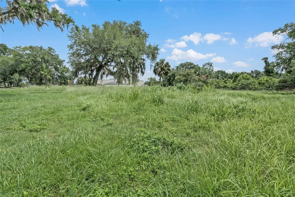 2000 Dundee Road Winter Haven FL 33884