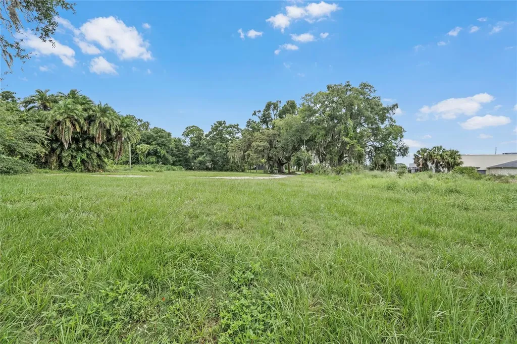 2000 Dundee Road Winter Haven FL 33884