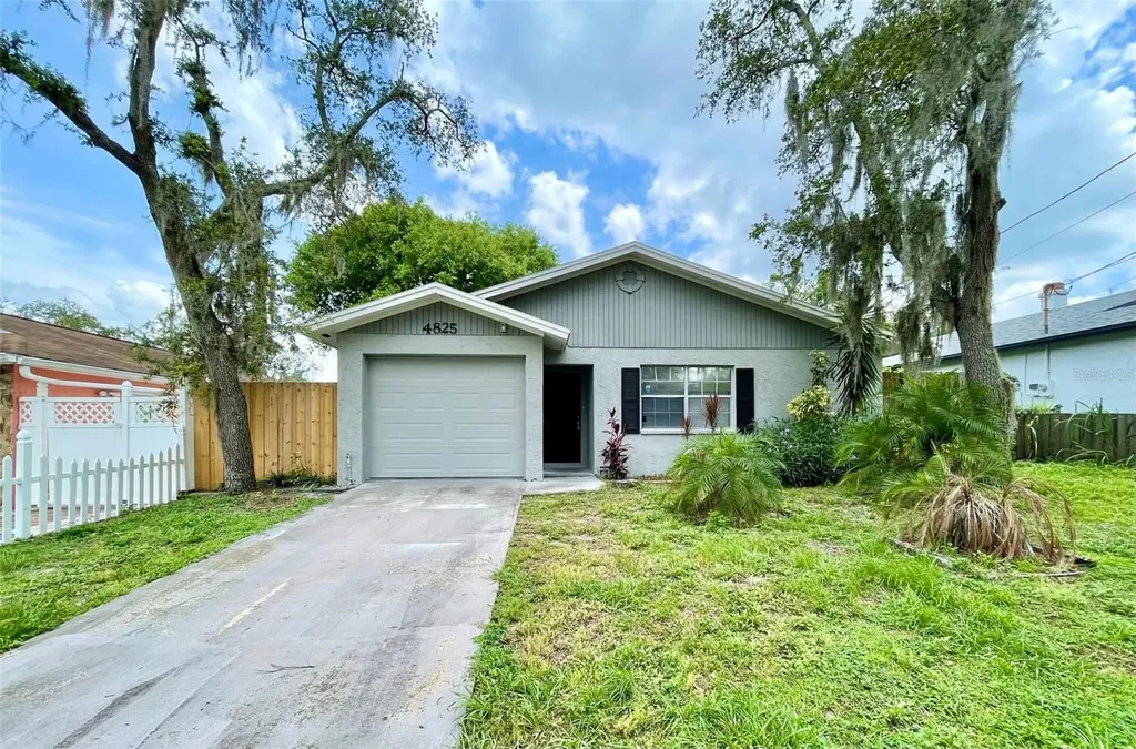 4825 Serena Drive Tampa FL 33617
