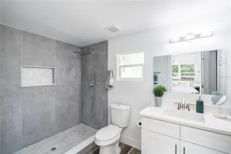 5901 3rd Avenue N St Petersburg FL 33710