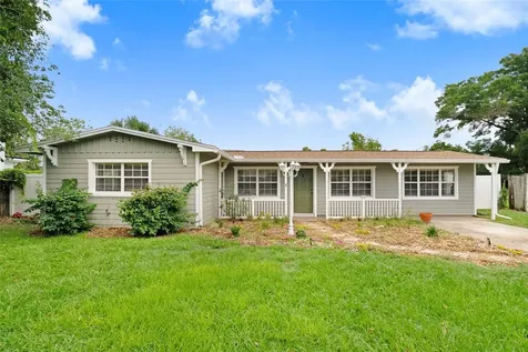 811 Agnes Drive Altamonte Springs FL 32701